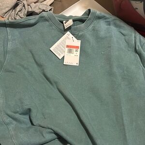 Nike crewneck